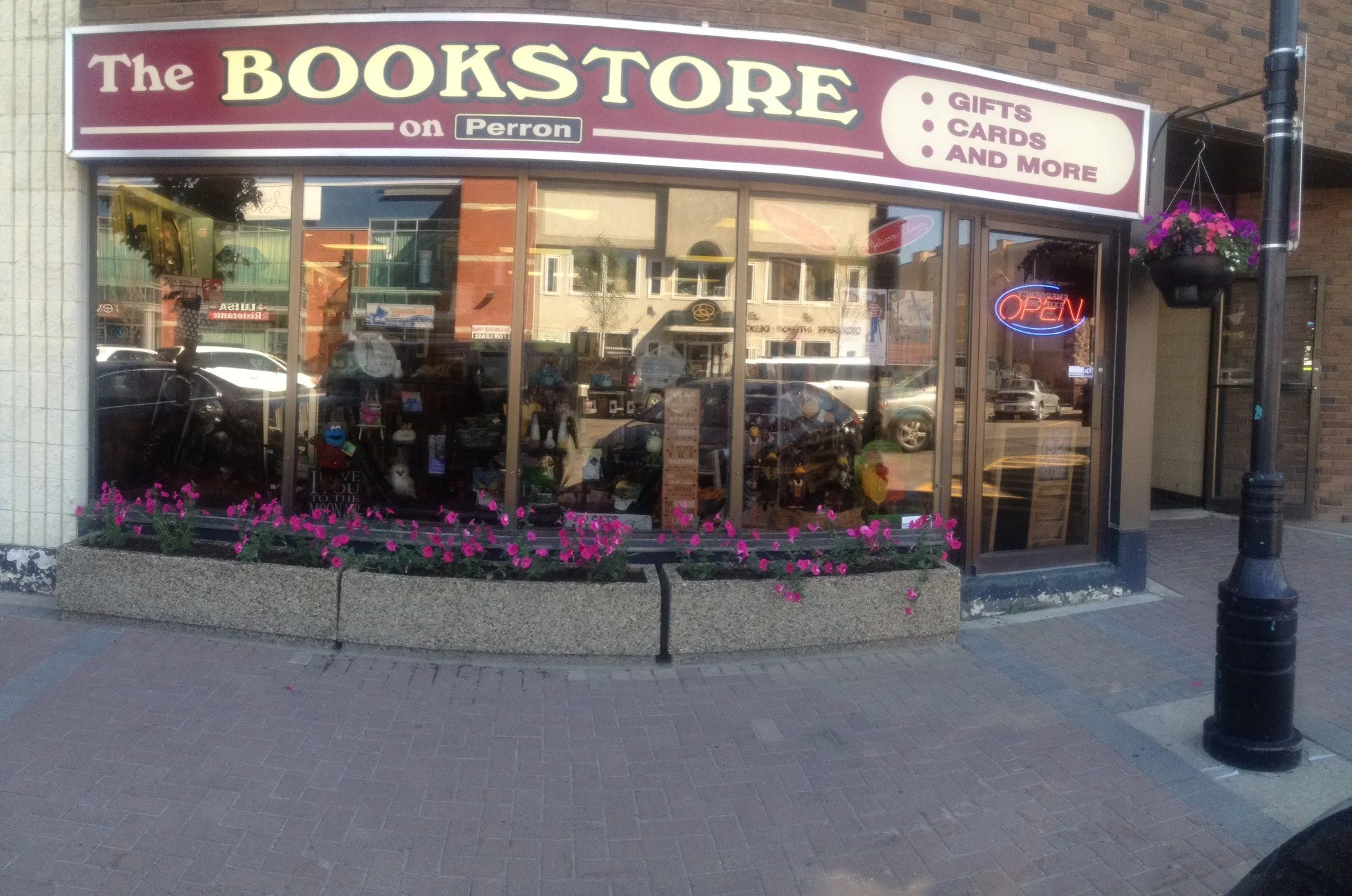 Storefront of The Bookstore on Perron